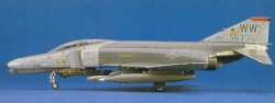 Hasegawa 1:48 - (07209) F-4G Phantom II 'Wild Weasel' / one piec